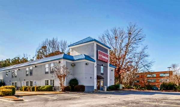 Econo Lodge Raleigh near Walnut Creek Amphitheatre image 5
